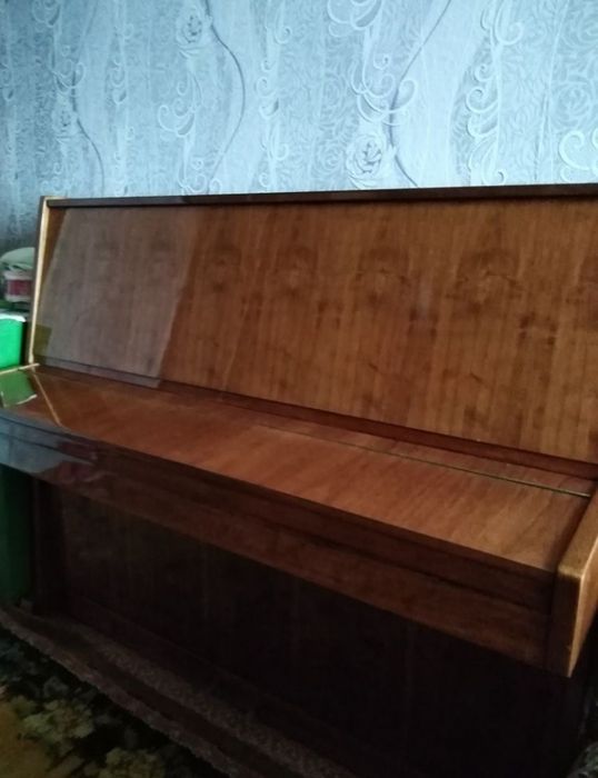 Продам   Пианино!