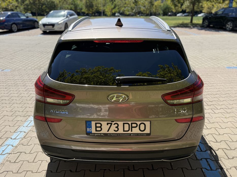 Hyundai i30 1.6 CRDi Automat MildHybrid– 2021