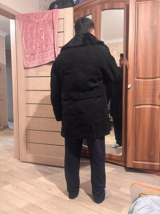Продам тулуп полушубок