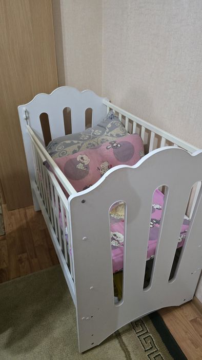 Детская кроватка
