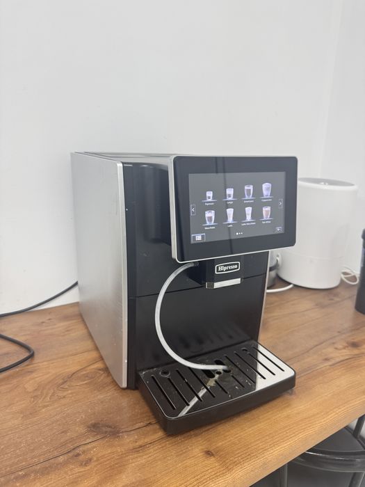 Кофе машина с экраном