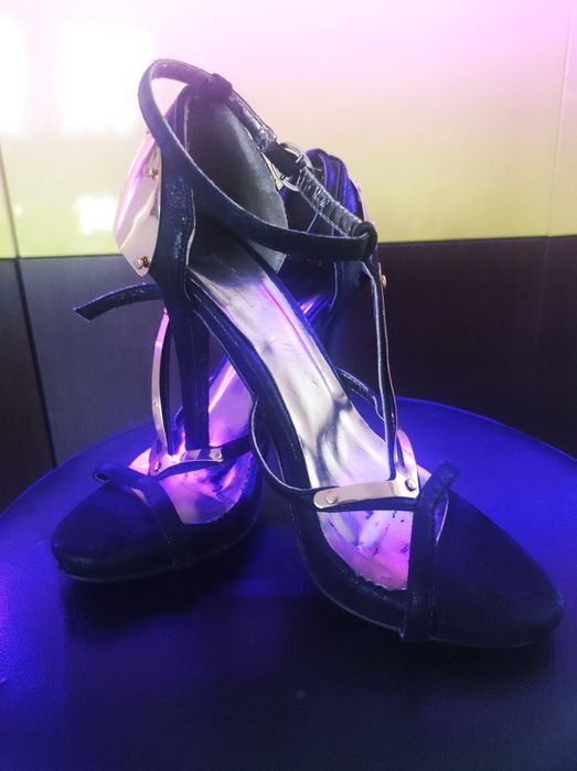 Уникални парти обувки на TendenZ 38 номер