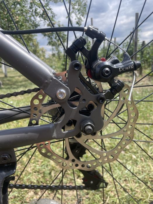 Bicicleta full suspension