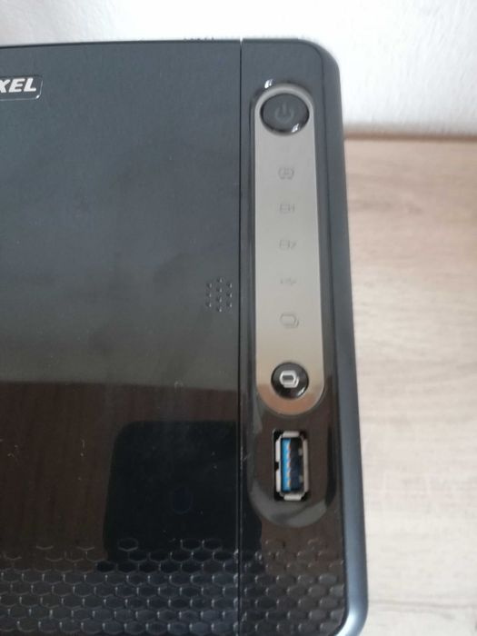NAS Zyxel NSA325 2TB