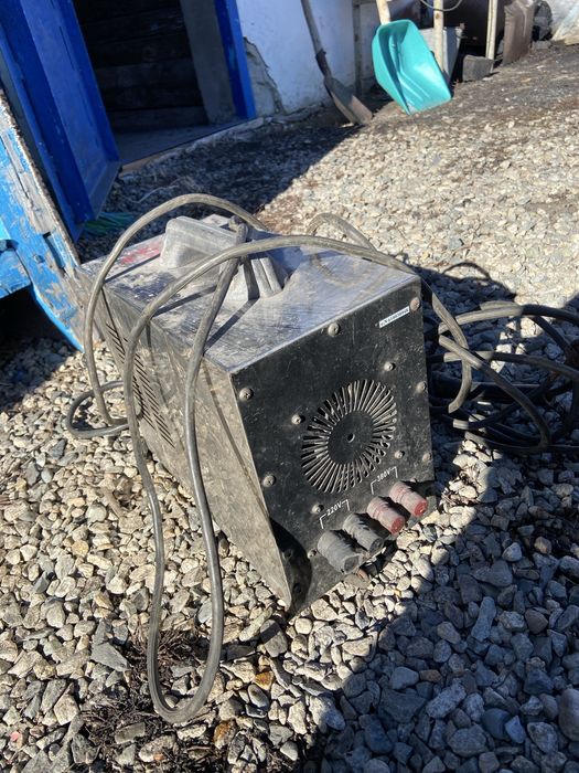 Продам сварочный апорат