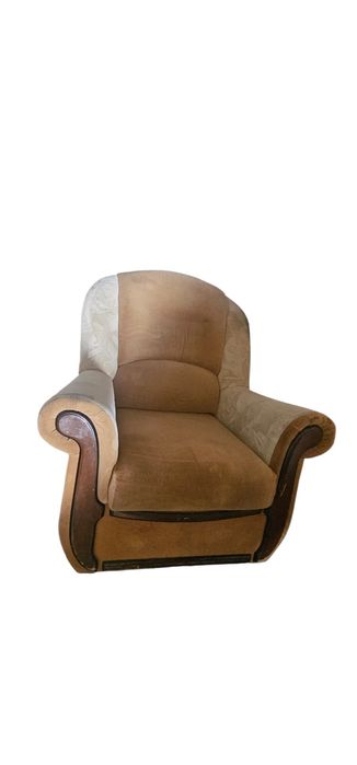 Продам кресло чистая