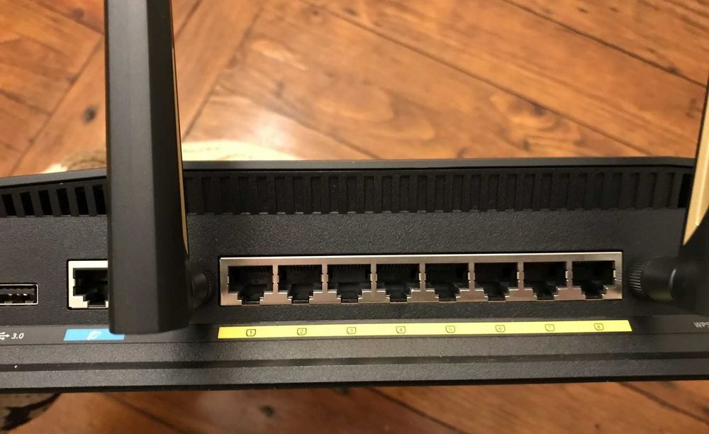 ASUS RT-AX88U WiFi 6 (802.11ax) 5GBps Gaming Безжичен Рутер AX6000