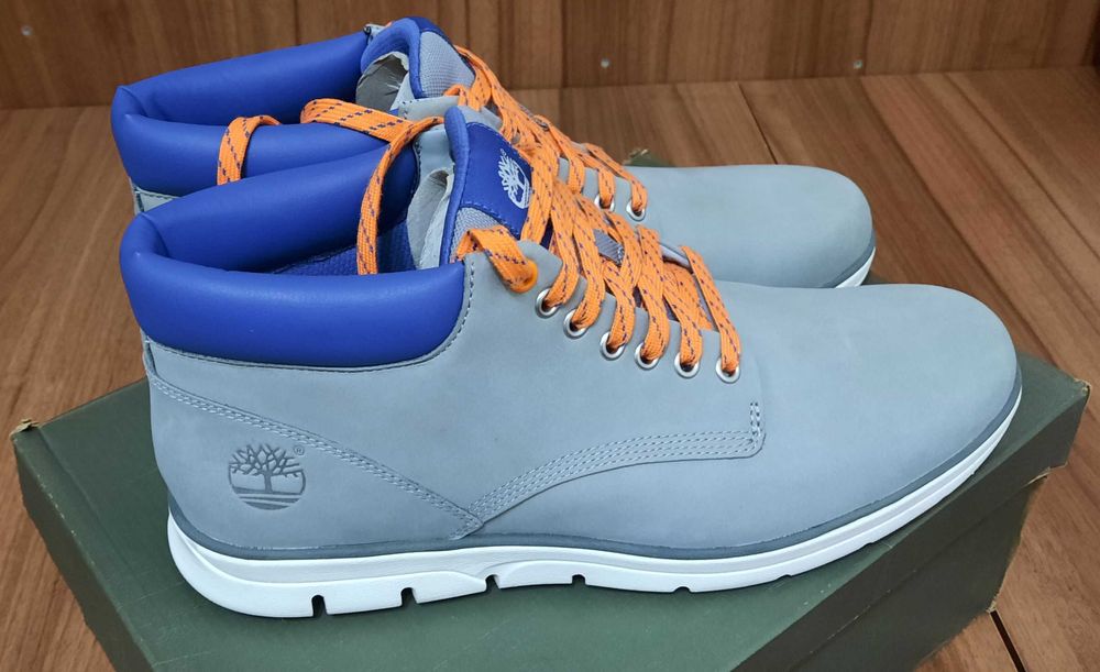 Timberland Ghete de piele nabuc Bradstreet Gri marimea EU45