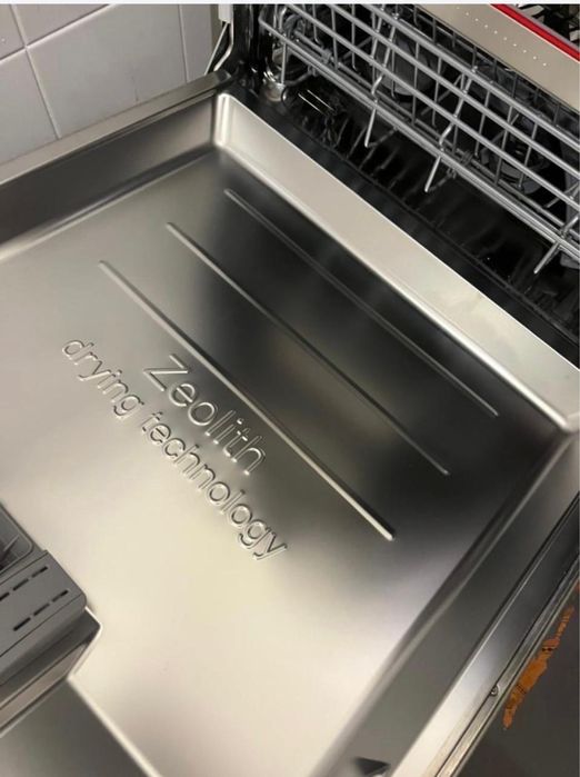 Продам посудомойку Bosch serie 8