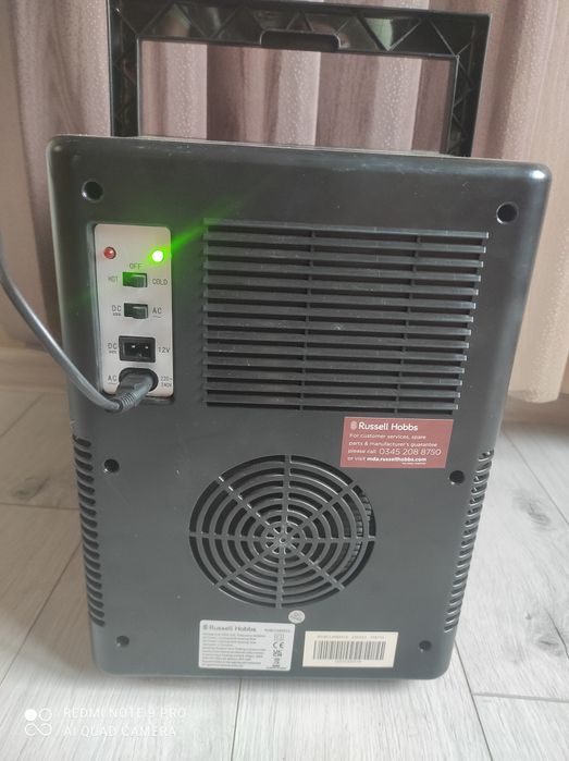 Мини хладилник на 12 и 220 волта