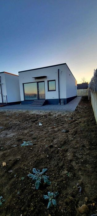 Casă tip duplex de vânzare – Bistrița, Aleea Coacăzelor