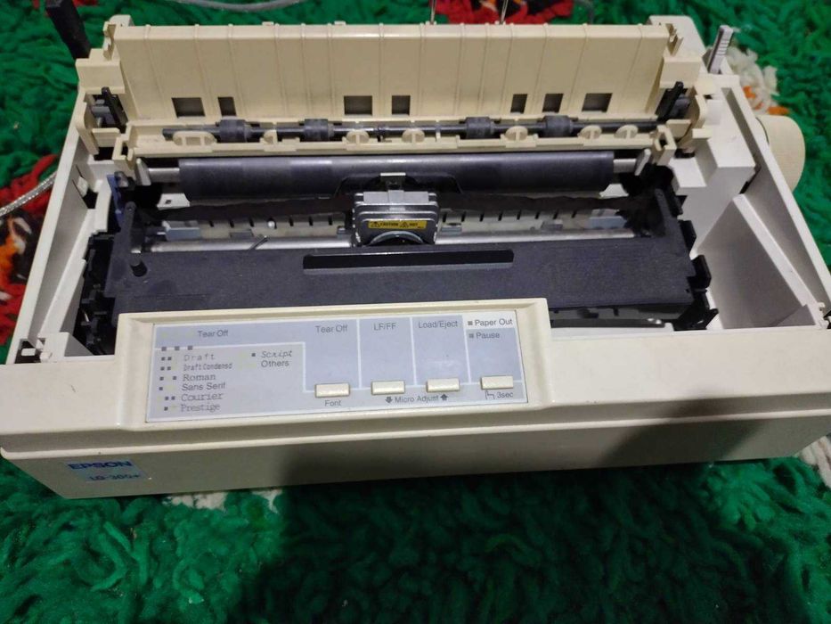 Матричен принтер Epson LQ-300 работещ 2 броя