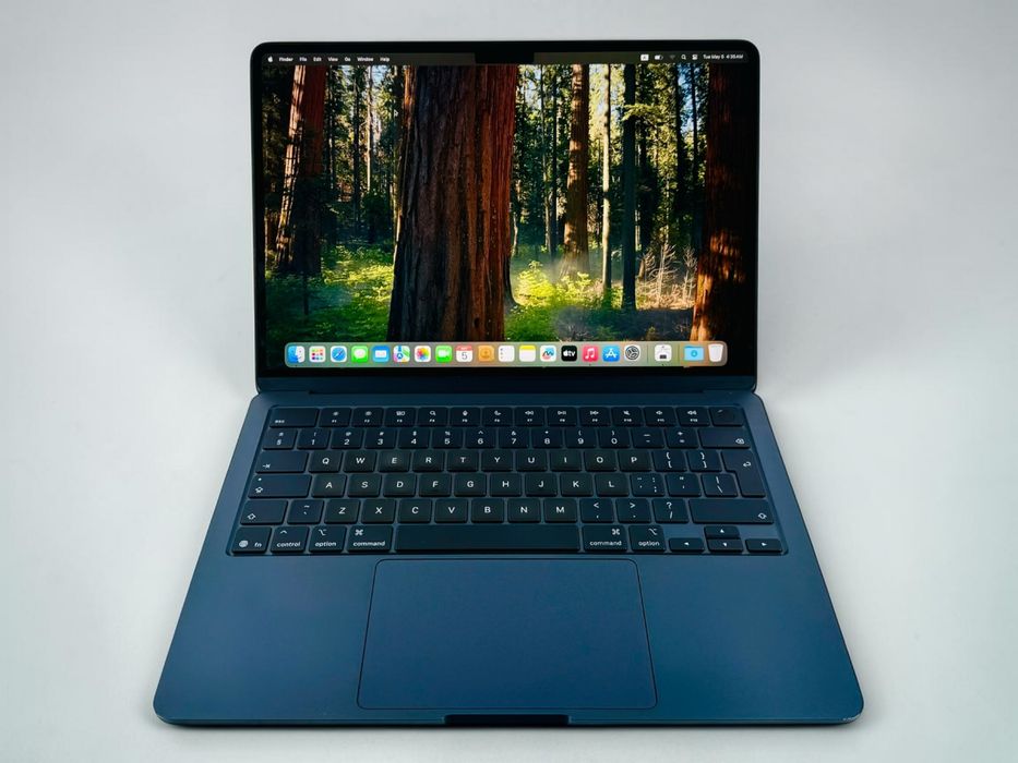 Лаптоп Apple MacBook Air 13" M4 10C/10G 24RAM 512SSD Midnight 100% Батерия! Гаранция!