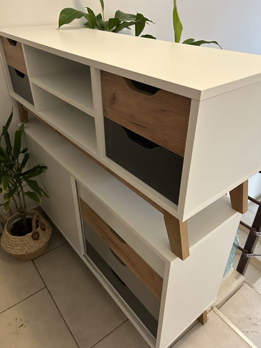 Set 2 dulapuri stare foarte buna