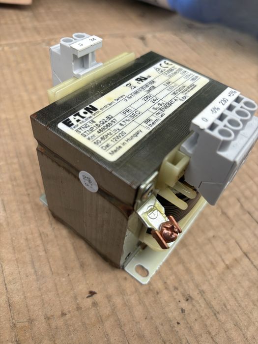 Transformator de tensiune EATON 230V-24V AC, 160VA Nou