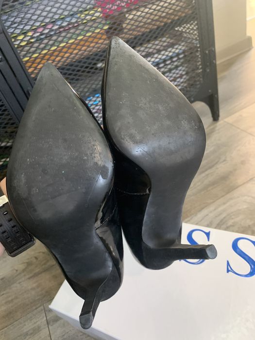 Токчета-Guess, Zara