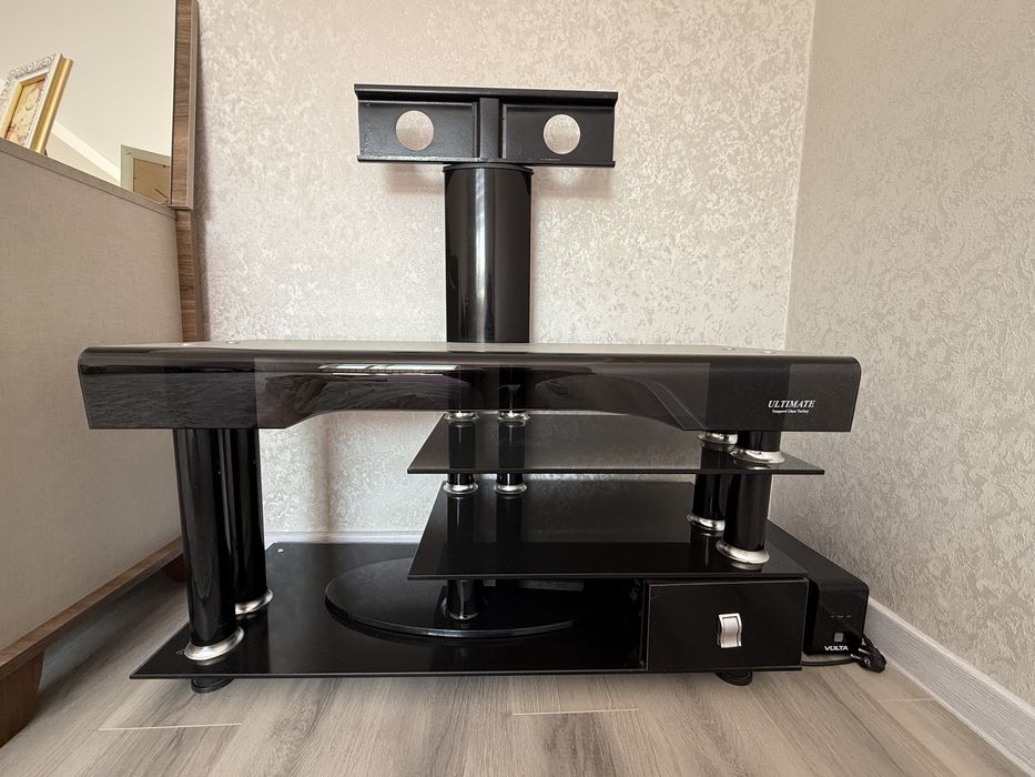 Подставка под телевизор