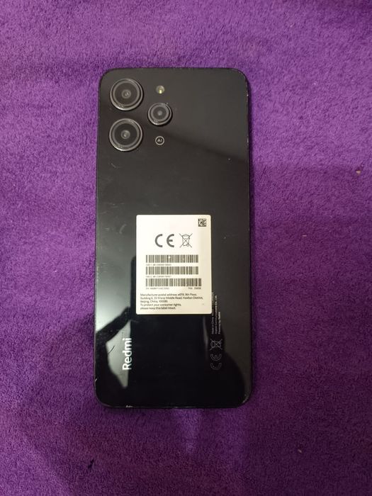 Redmi 12 сатылады 50000 кемі бар