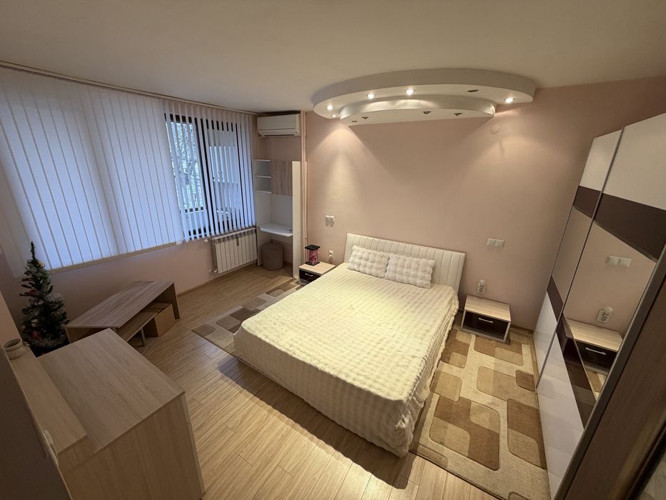 Продава перфектен обзаведен двустаен с ТЕЦ