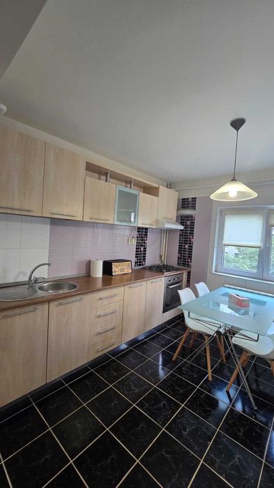 Inchiriez apartament 2 camere, zona Prosper (Bdul 13 Septembrie-Sebastian)