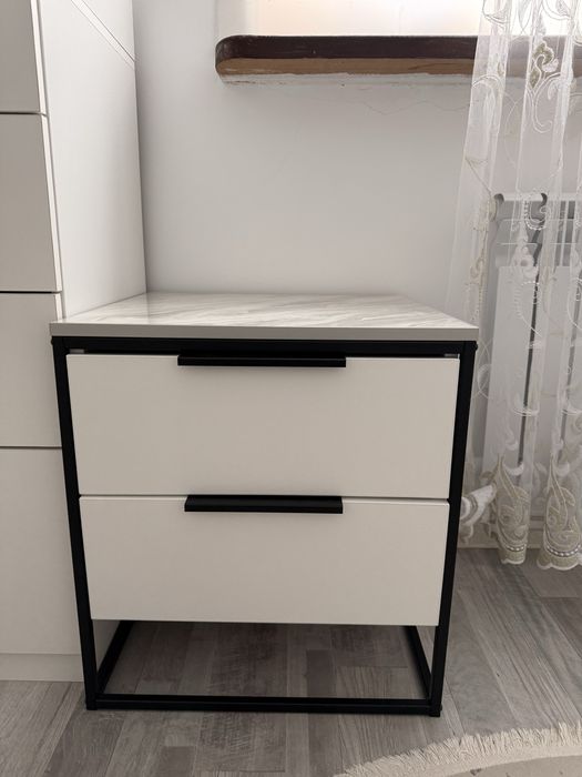 Продаю кровать с тумбой
