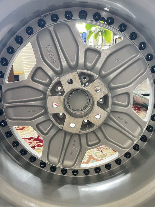 R17 original zauber sotiladi