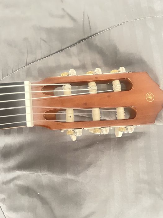 Гитара Yamaha C40