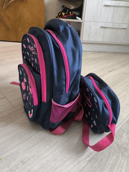 Портфель. Рюкзак. Набор.