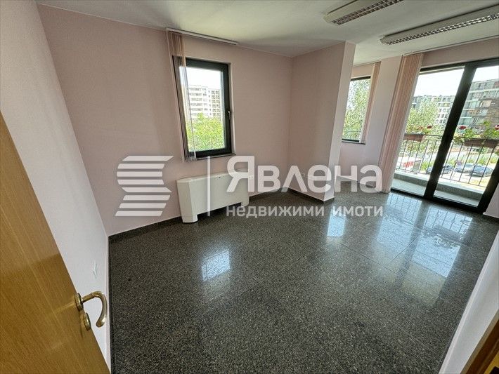 Дава се под наем Офис в София, Кръстова вада - 130 кв.м за 1560 € - Снимка #2