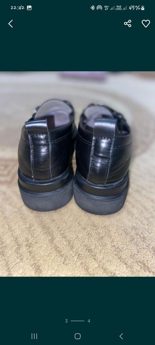 Продам лоферы 33 размер срочно