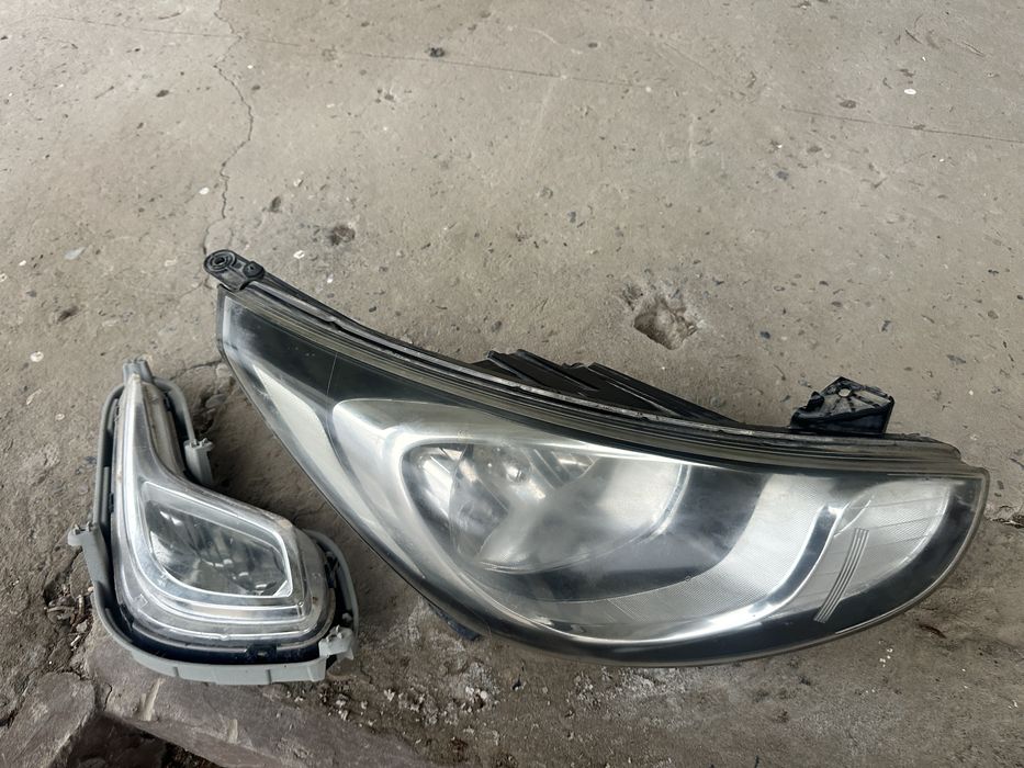 Хундай акссент фара туманка передный левыи