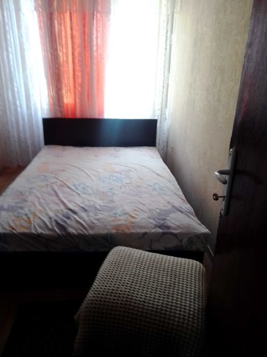 Дава се под наем Тристаен апартамент в Плевен, Дружба 1 - 80 кв.м за 306 € - Снимка #11