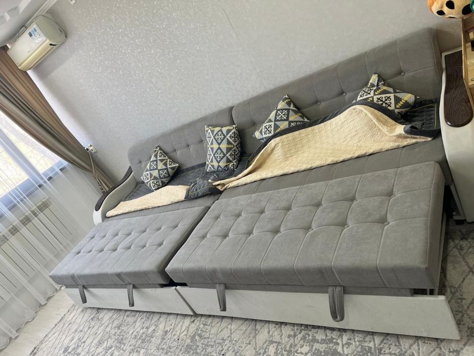 Продам Диван в хорошем состоянии