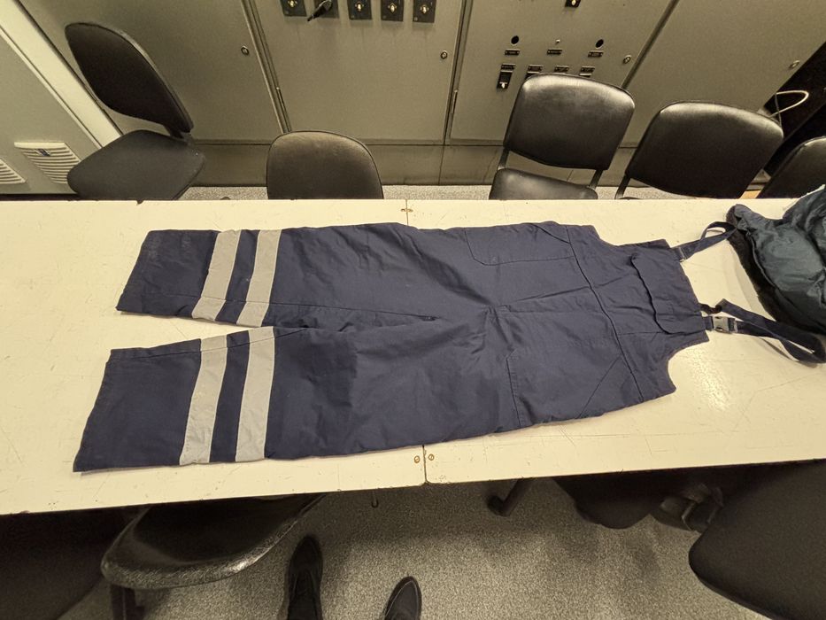 Salopeta groasa si subtire,bocanci de lucru