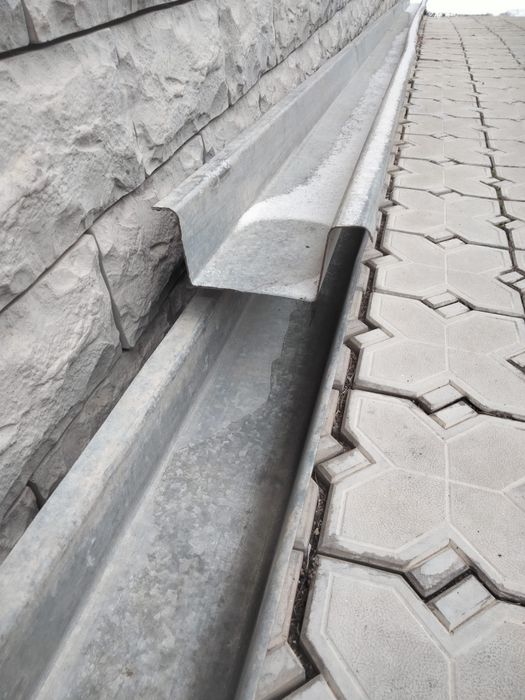 Продам Водостоки