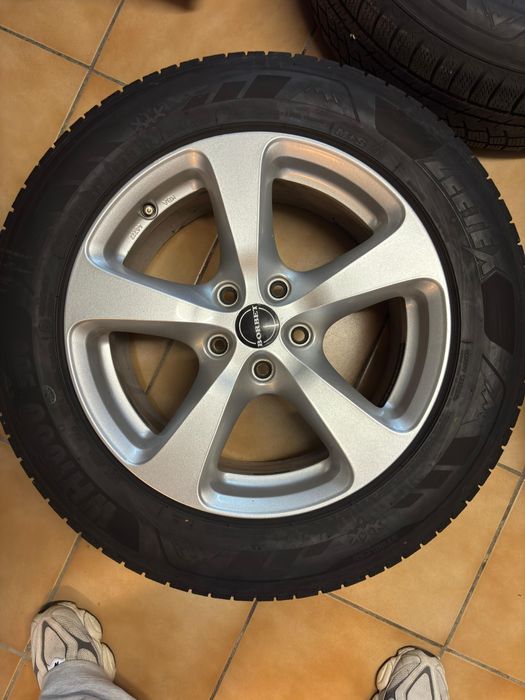 Vând jante 5x114,3 r17