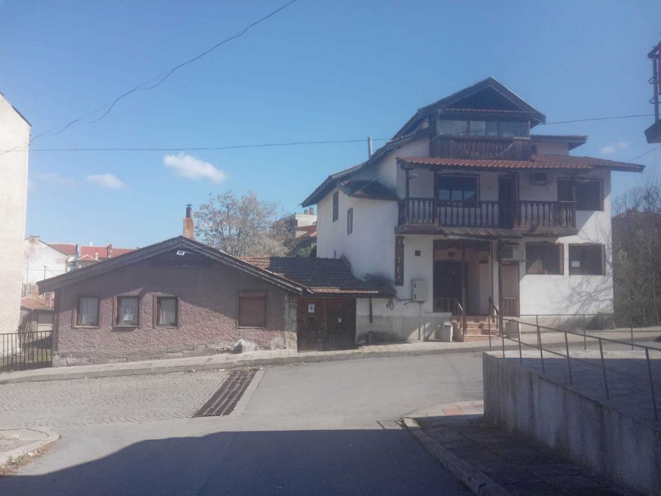 Продава се Хотел в Тополовград - 341 кв.м за 264 €/кв.м - Снимка #2