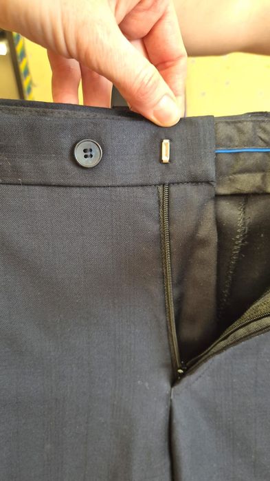 Продам мужской костюм