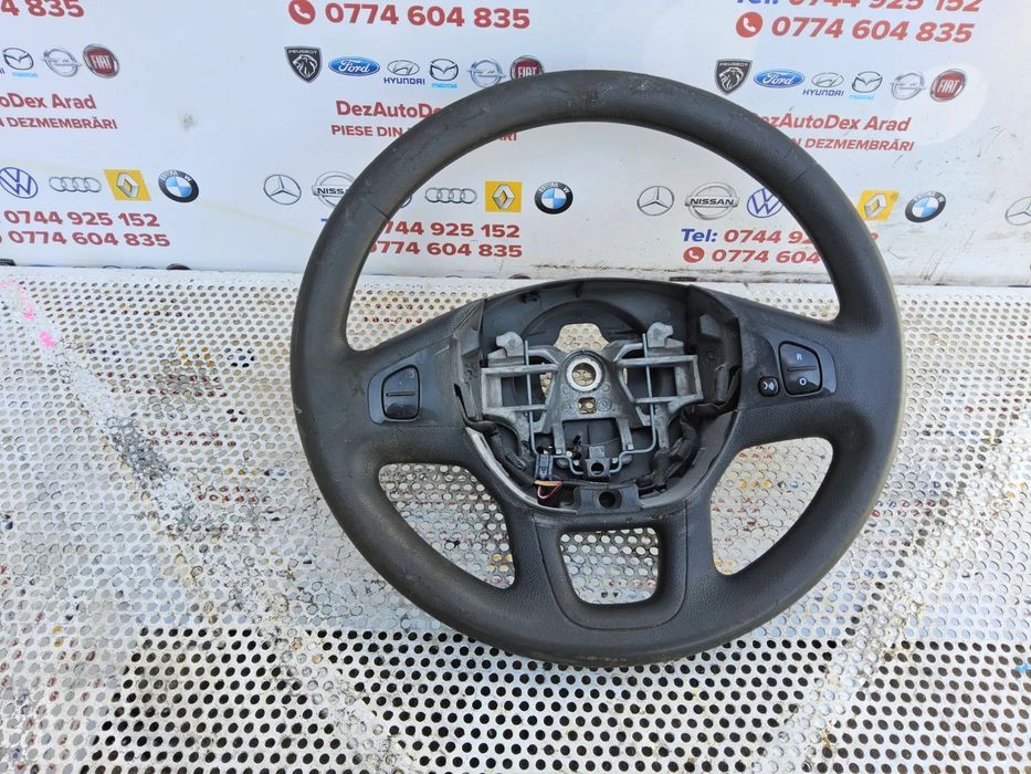 Volan cu comenzi Renault Trafic 2014-2020 Opel Vivaro Nissan nv300