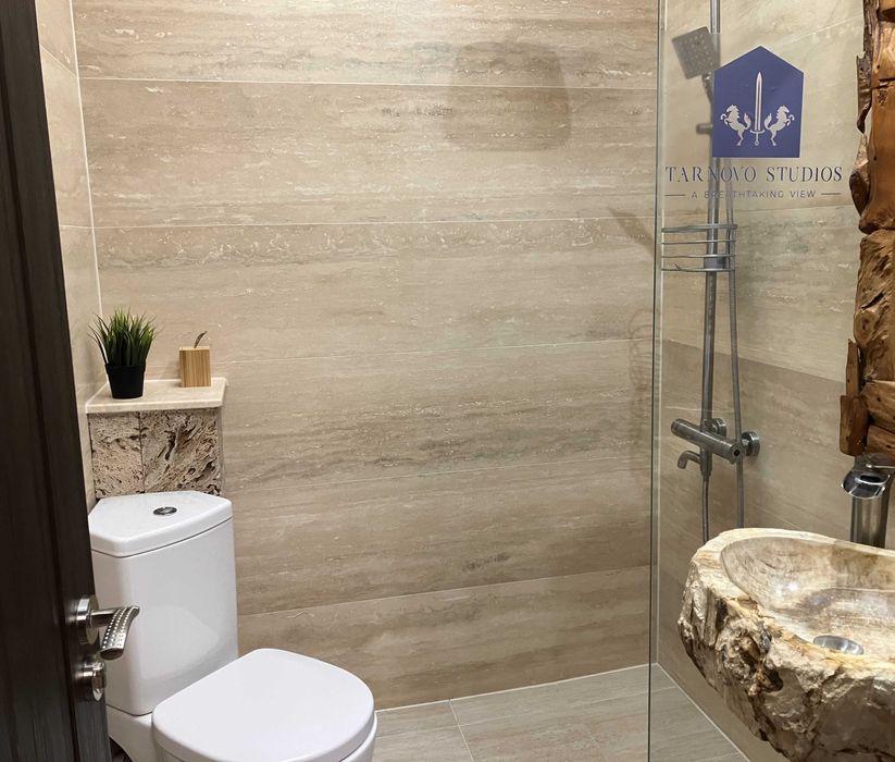 Апартамент за Гости Tarnovo Studios City Center Уникална Гледка и Лукс