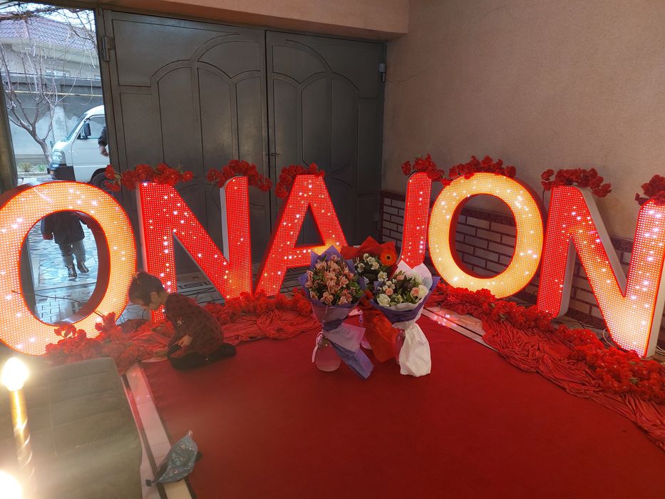 Onajon otajon yozuvlari sotiladi