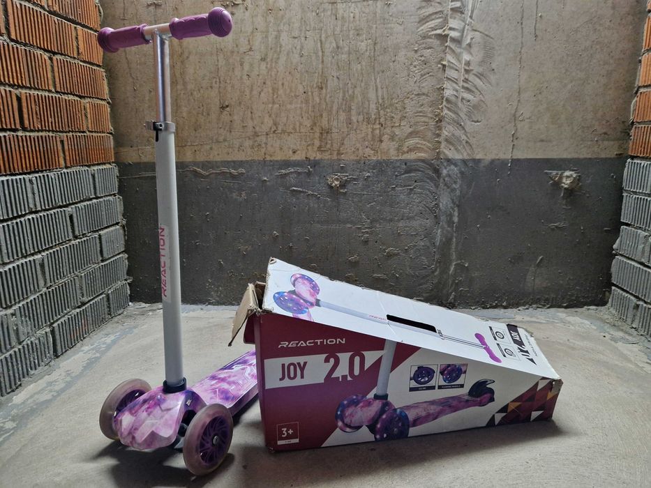 Продам детский самокат Reaction Joy 2.0 для девочек