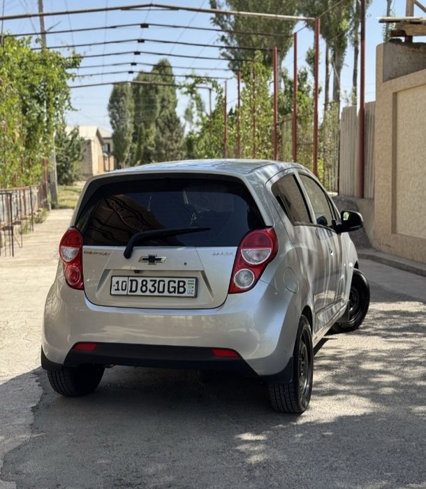 Arenda spark 2016yil 155000km yurgan kraska top toza