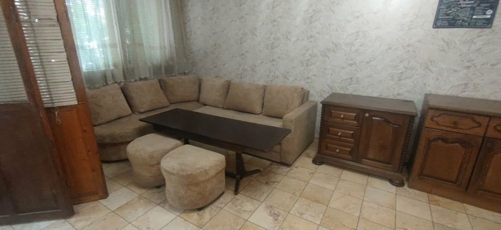 Дава се под наем Двустаен апартамент в Пловдив, Въстанически - 78 кв.м за 348.84 € - Снимка #2