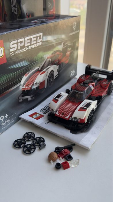 СРОЧНО ПРОДАЮ LEGO Speed Champions оригинал