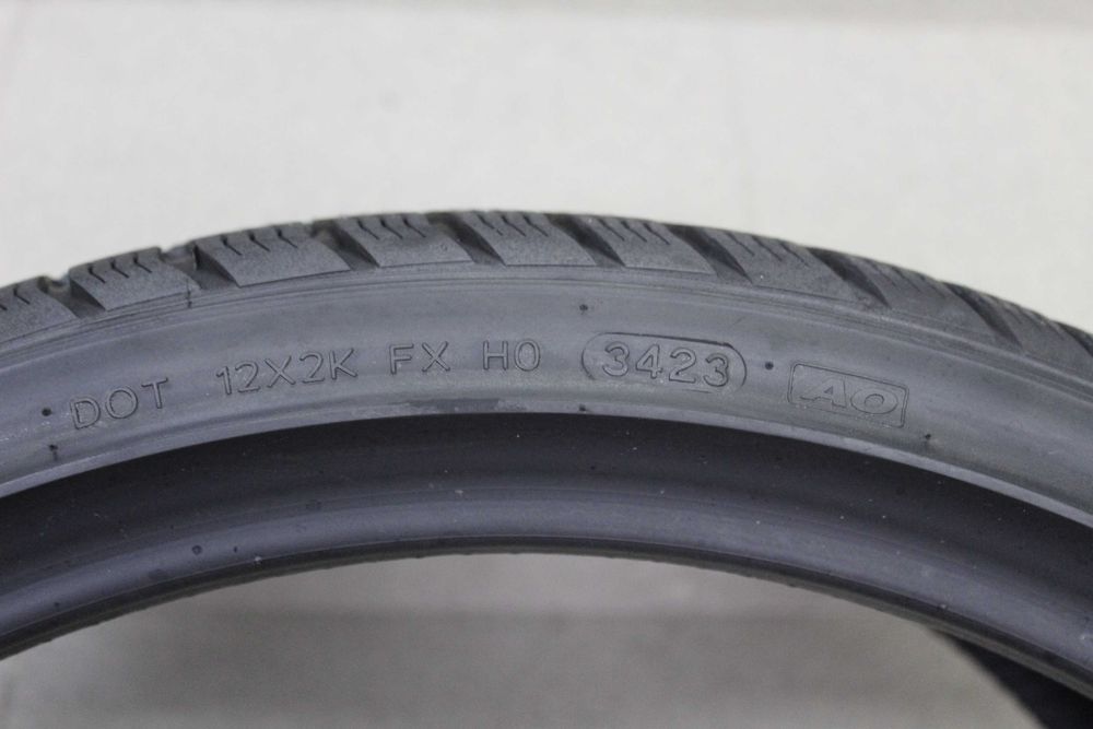 285/30-22 Hankook зимна гума