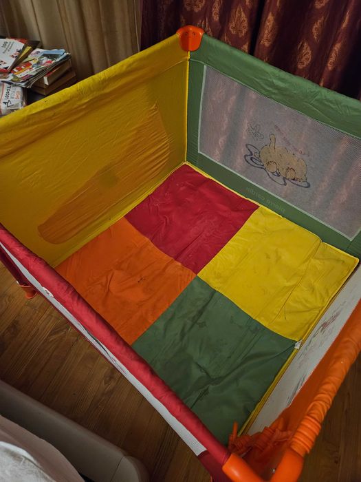 Детский манеж Pierre Cardin, б/у, отличное состояние,шикарное качество