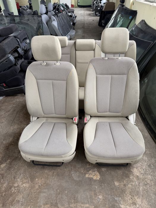 Hyundai Santa Fe 2  Хюндай Санта Фе салон седалки
