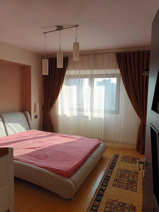 PF inchiriez apartament 3 camere (zona CUG- Selgros)