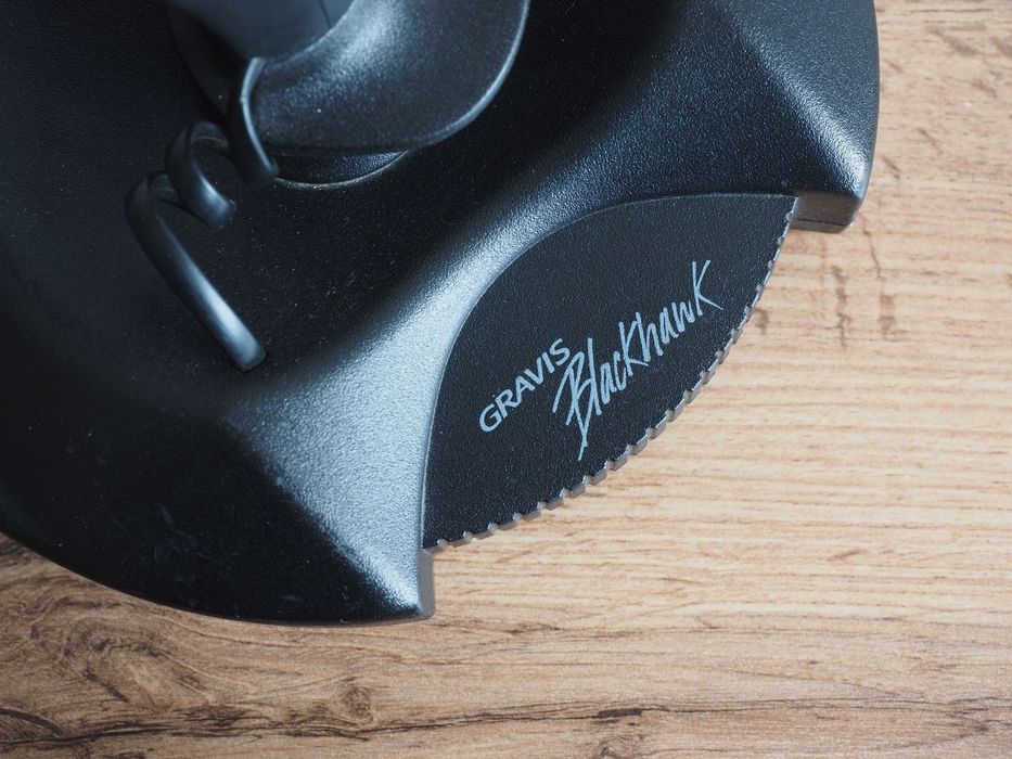 Joystick Gravis Blackhawk pentru PC, anul 1997, în stare vizuală bună, retro